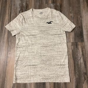 White Hollister t-shirt